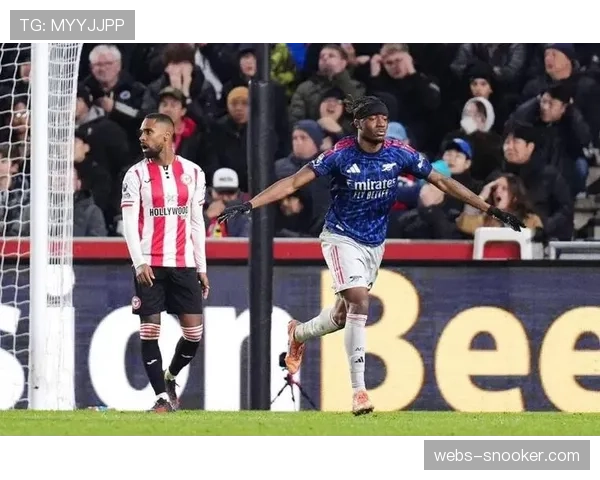 瓜迪奥拉透露对阵阿森纳将试验3-2-4-1新阵,应对枪手高位压迫 瓜迪奥拉透露对阵阿森纳将试验3-2-4-1新阵,应对枪手高位压迫